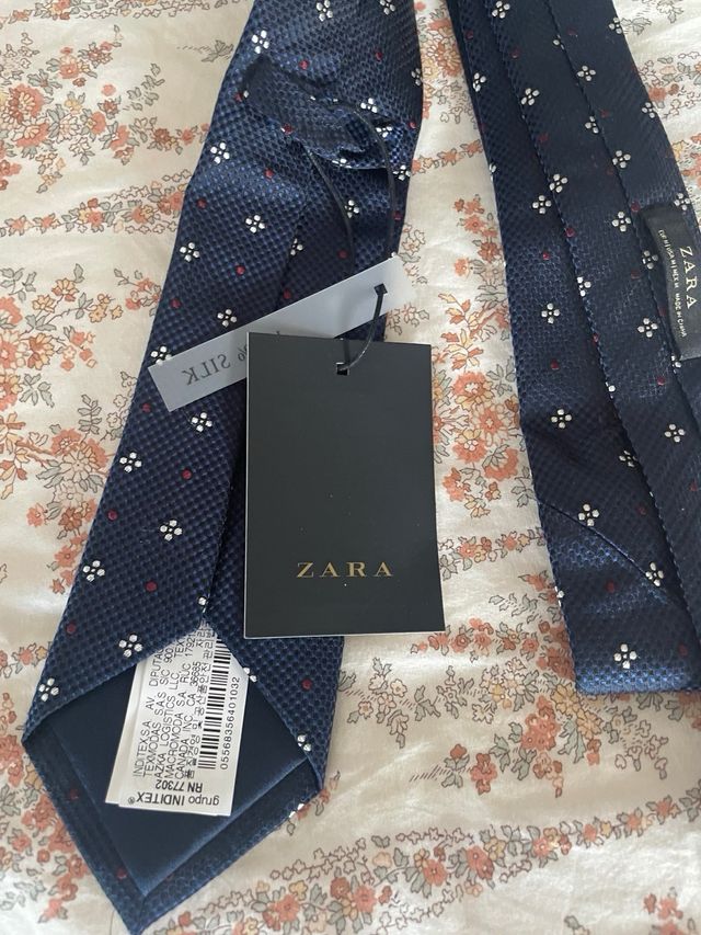 Corbata Zara nueva etiqueta a estrenar azul marino