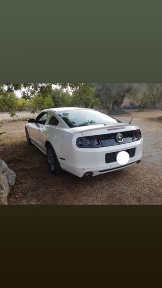 Ford Mustang 2014