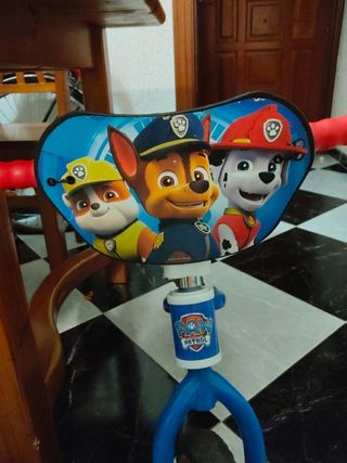 Bicicleta sin pedales patrulla canina