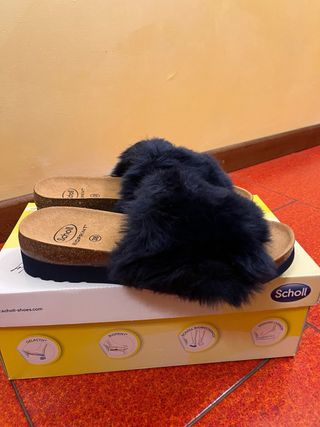 Ciabette scholl con pelo nero/blu
