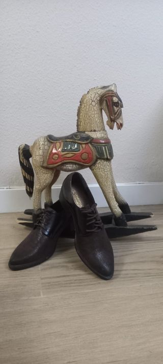 Zapatos estilo derby/ oxford talla 41