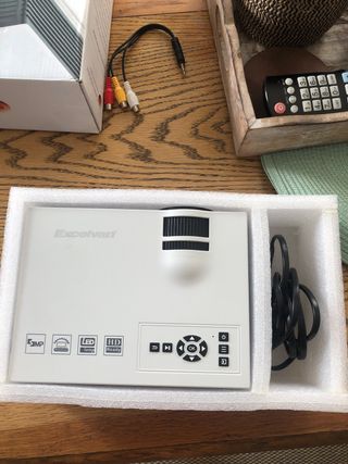 Proyector Excelvan