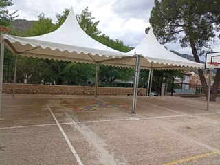 Carpa y tipis