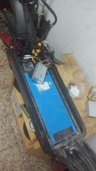 Riparazione di batterie al litio a Madrid.