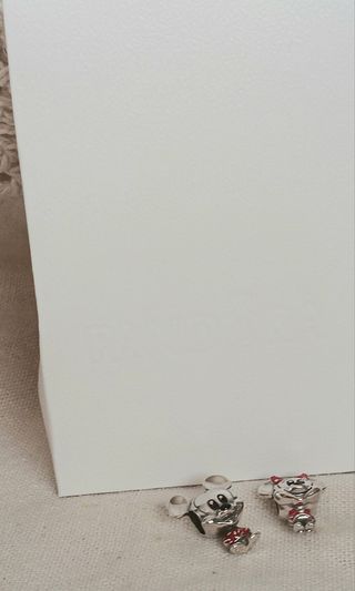 Pareja de charms plata de ley s925.no negociable