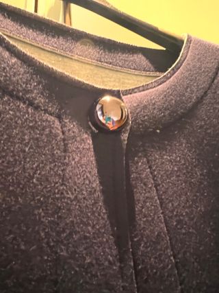 Spolverino blu con bottone