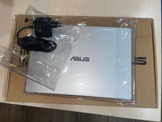 ASUS CHROMEBOOK C423N