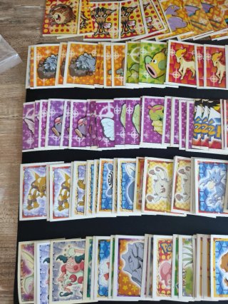 220 Cromos Merlín Pokémon