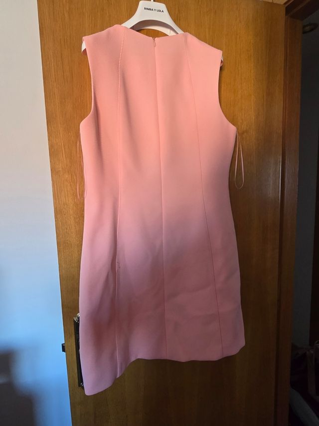 Vestidos rosa de Adolfo Domínguez