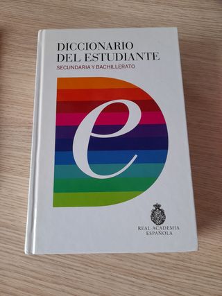 Diccionario del estudiante. Secundaria y Bachillerato / Student's Dictionary. Middle School and High School (Spanish Edition)