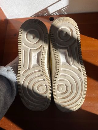 Nike Air Force Amarillas