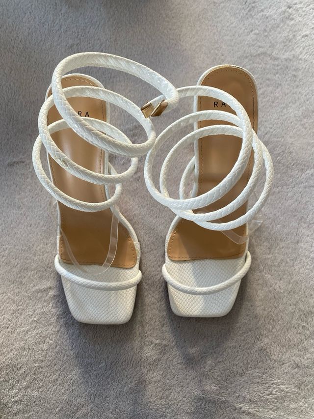 Estiletos blanca de tacon