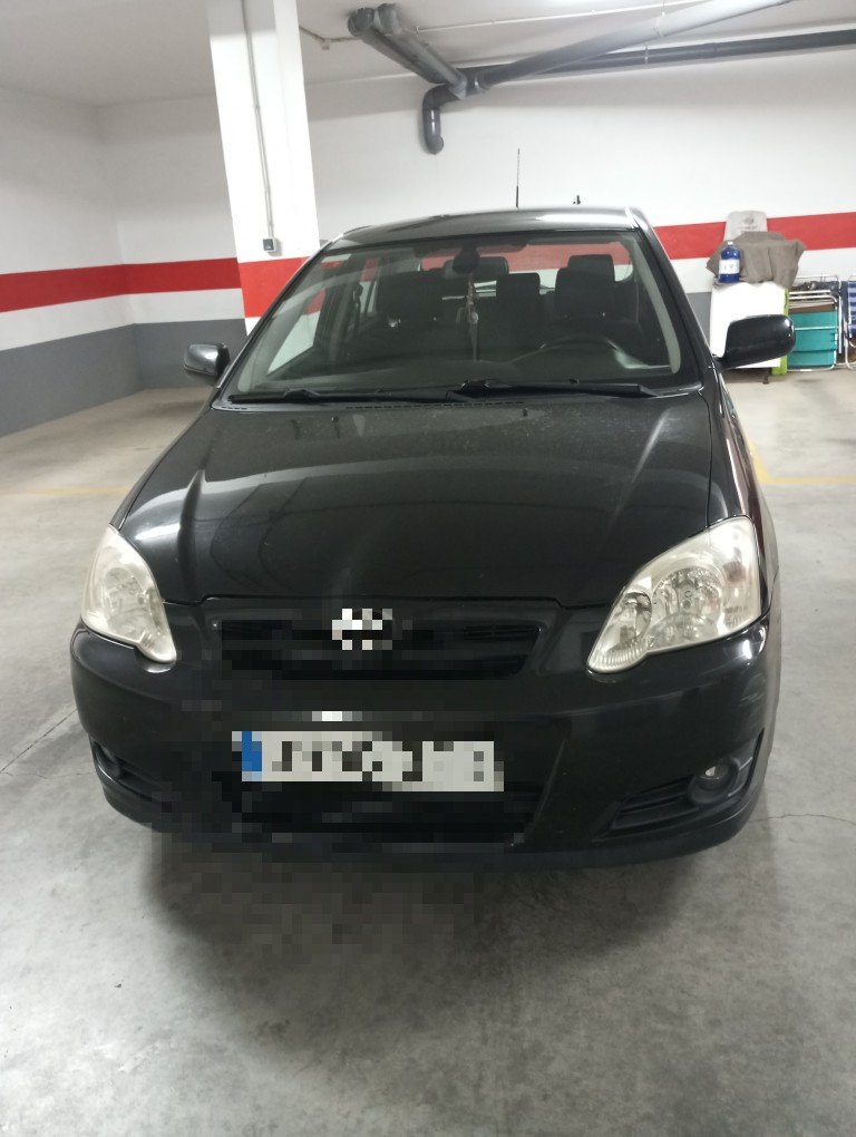 Toyota Corolla D-4D - foto 1