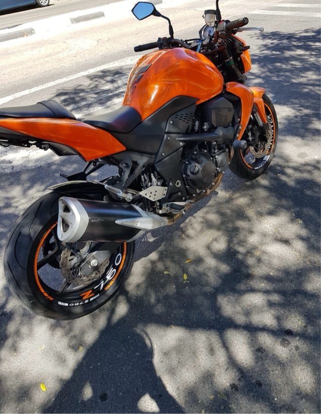Kawasaki z750 31000kms 2008
