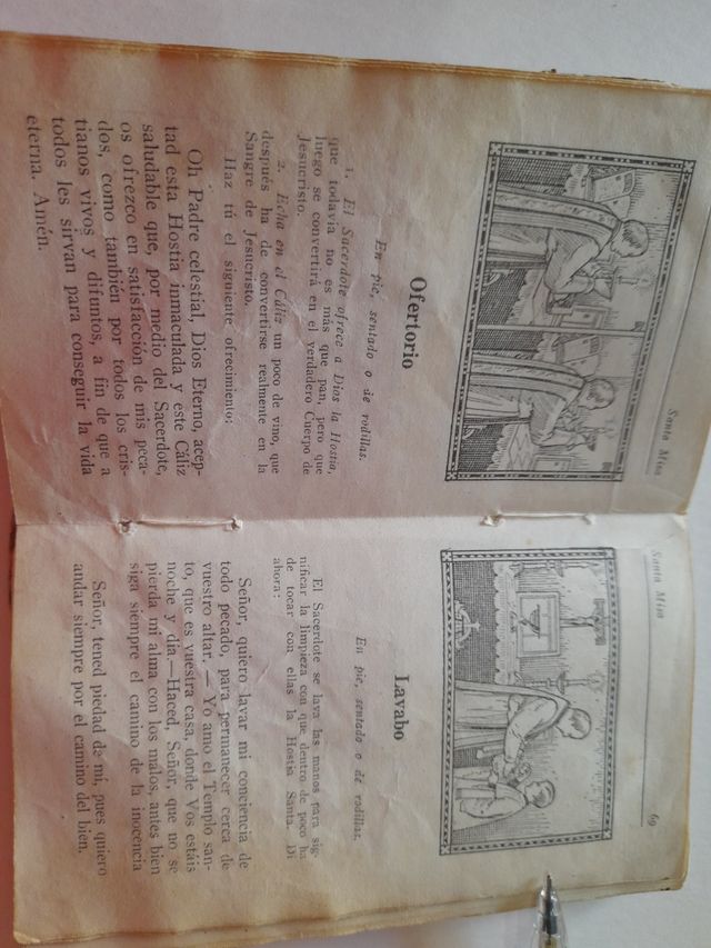 Vecchio messale per ragazze o.