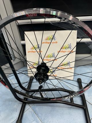 Rueda 26”de btt bici disco 9x135mm