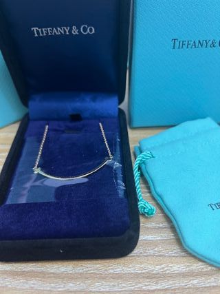 Collar Tiffany Classic pequeño con sonrisa