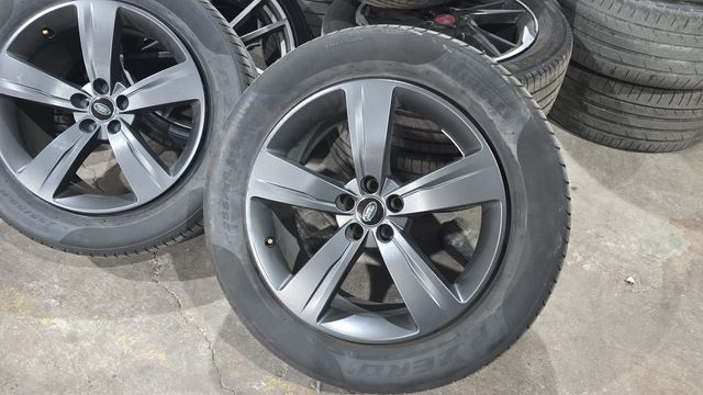 Juego de llantas en 19" Range Rover 5x108