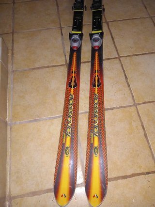 Skis