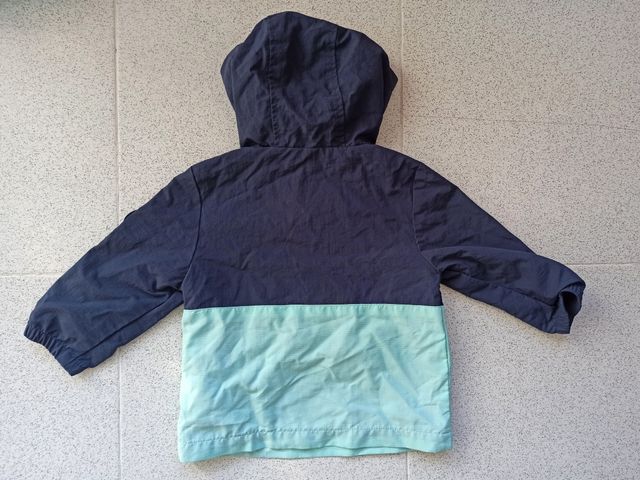 Chaqueta Primark. Talla 6-9 meses.