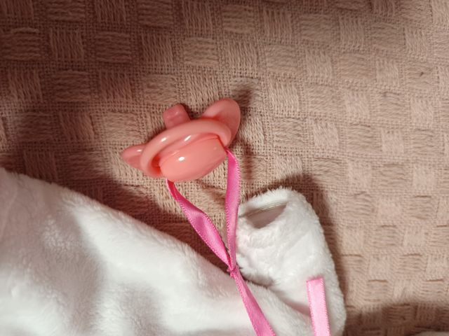 Bebe llorón otra ropita