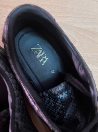Zapatillas Serpiente Zara