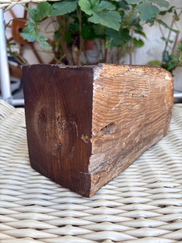 MENSOLA TAGLIATA ANTICA