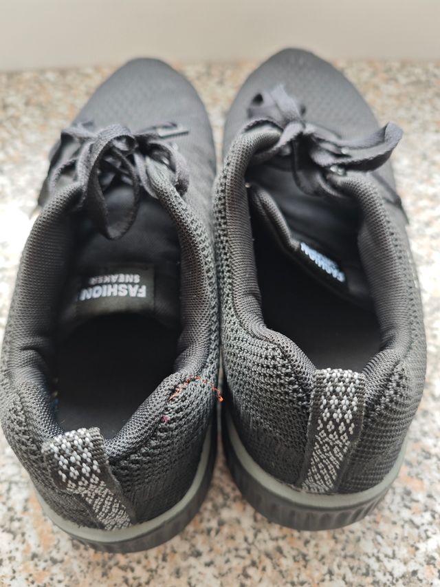 ZAPATILLAS DEPORTIVAS 