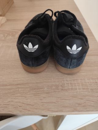 Bambas