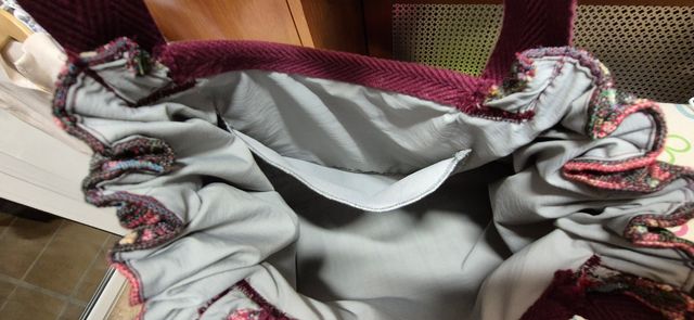 Bolso de motivos étnicos