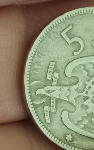 Vendo Moneda Franco 5 pesetas 1957.UNICA.Rarisimo.