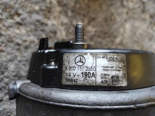 Alternador A0001502550 Mercedes Benz Clase C y_516