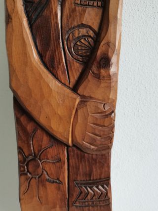 Scultura in legno massiccio