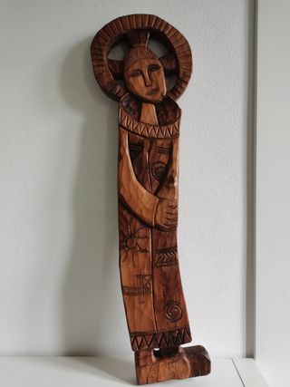 Scultura in legno massiccio