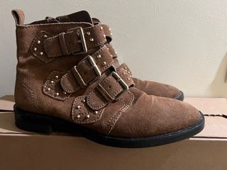 Botines piel serraje Stradivarius