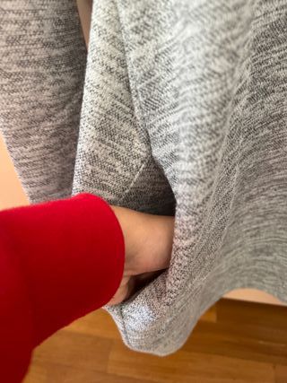 Vestito grigio da donna con tasche