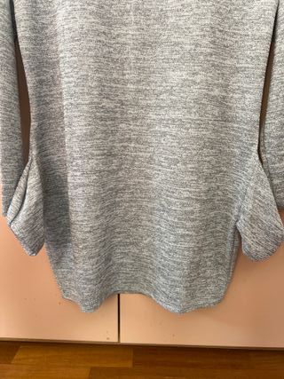 Vestito grigio da donna con tasche