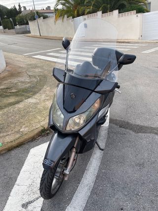 Scooter Sym 300