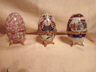 COLLEZIONE UOVA IN PORCELLANA STILE FABERGE