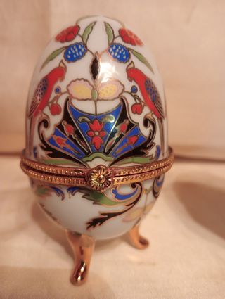 COLLEZIONE UOVA IN PORCELLANA STILE FABERGE