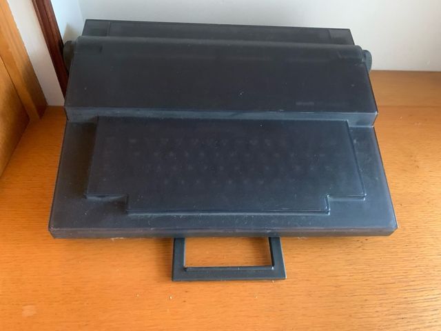 Maquina electrica olivetti