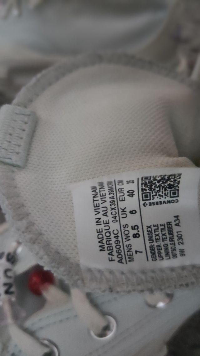 Zapatillas Converse.