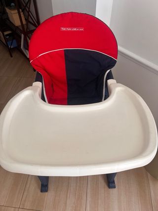 TRONA DE BEBÉ CONVERTIBLE EN MESA Y SILLÓN