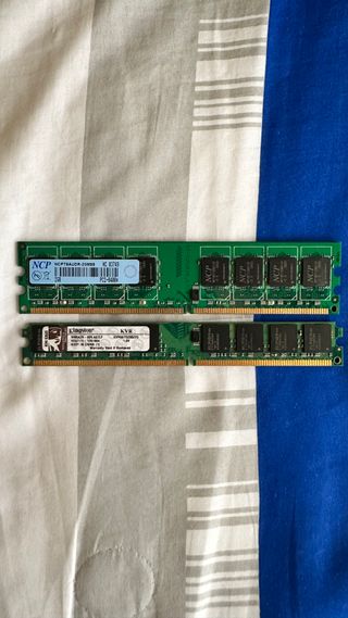 Memorias RAM 2GB de ordenadores