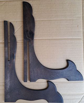 Bonito Plato con paisaje "vintage"