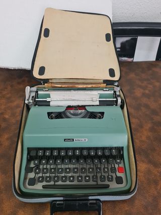 " OFERTA" Máquina de ESCRIBIR (Antigua)