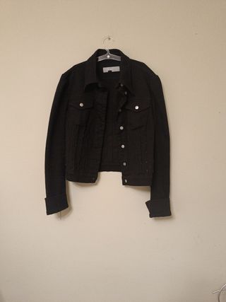 Cazadora vaquera negra talla M