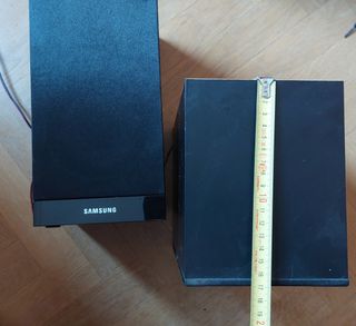 2 mini altavoces Samsung 120 W