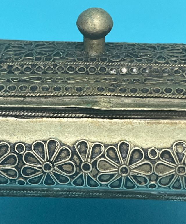 CAJA-JOYERO ARTESANAL HECHO EN INDIA SIGLO XIX