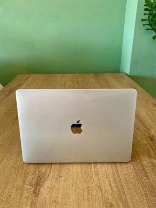 Macbook Pro i7 16Gb Ram 256gb 2020